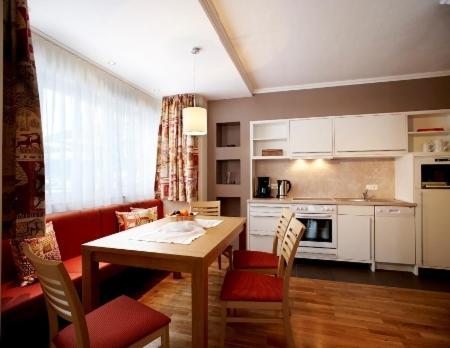 Sonnblick Apartments Und Zimmer - Nationalpark Sommercard Inklusive Hollersbach im Pinzgau Luaran gambar